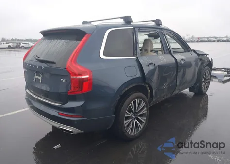 2021 Volvo Xc90 T6 Momentum 7 Passenger z USA, uszkodzony, nr VIN YV4A22PK7M1770954